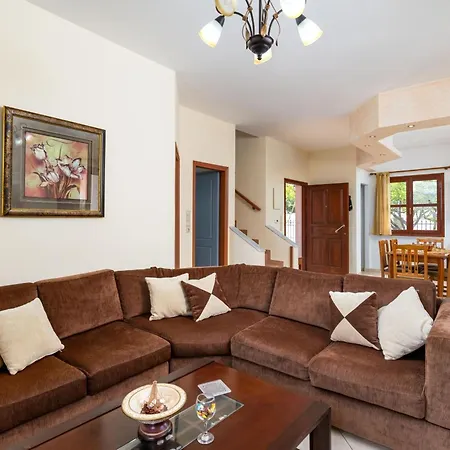 Eleni - With Private Pool